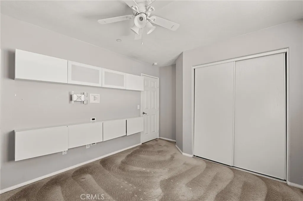 13011 Whispering Creek, Victorville, California 92395 home-pic-32