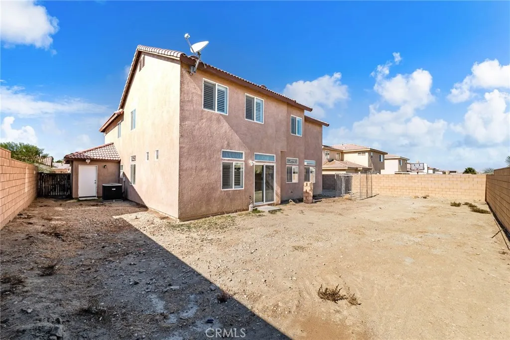 13011 Whispering Creek, Victorville, California 92395 home-pic-39