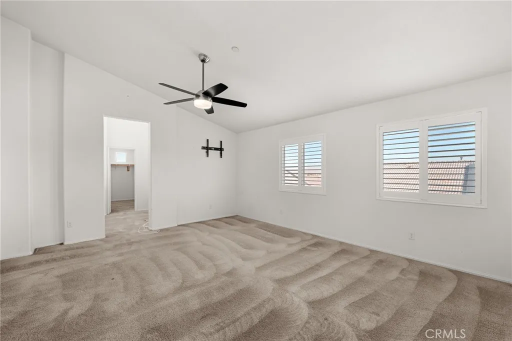 13011 Whispering Creek, Victorville, California 92395 home-pic-23