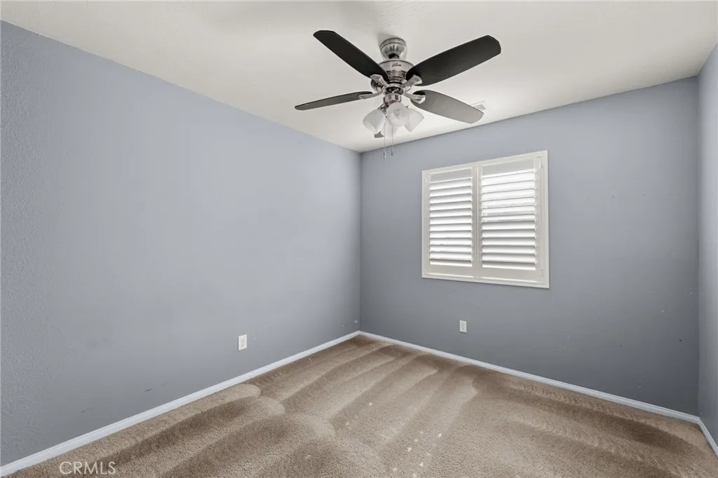 13011 Whispering Creek, Victorville, California 92395 home-pic-28