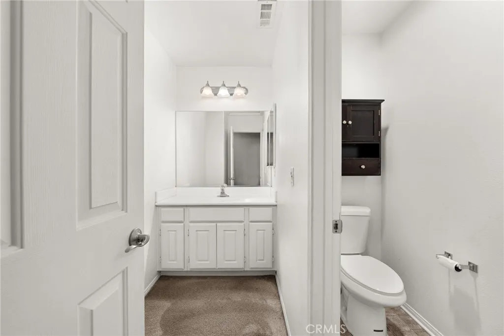 13011 Whispering Creek, Victorville, California 92395 home-pic-33