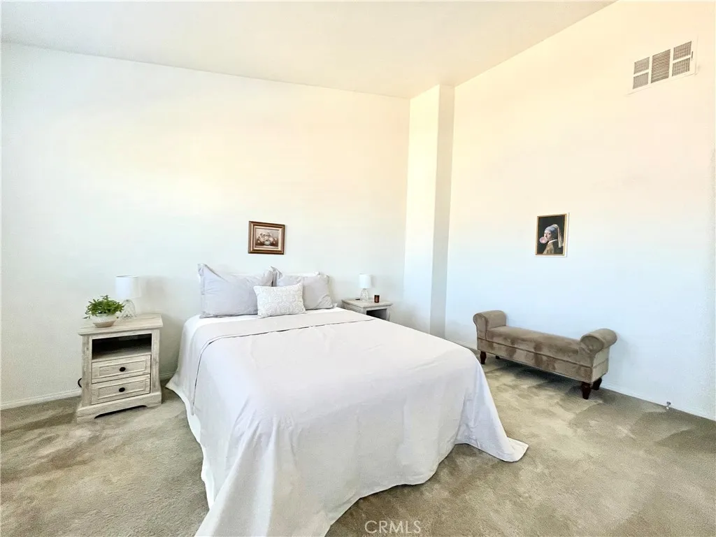 13011 Whispering Creek, Victorville, California 92395 home-pic-22