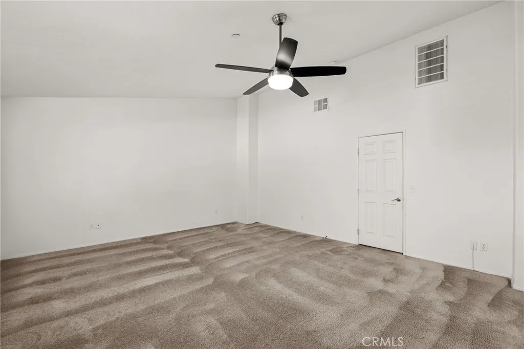 13011 Whispering Creek, Victorville, California 92395 home-pic-24