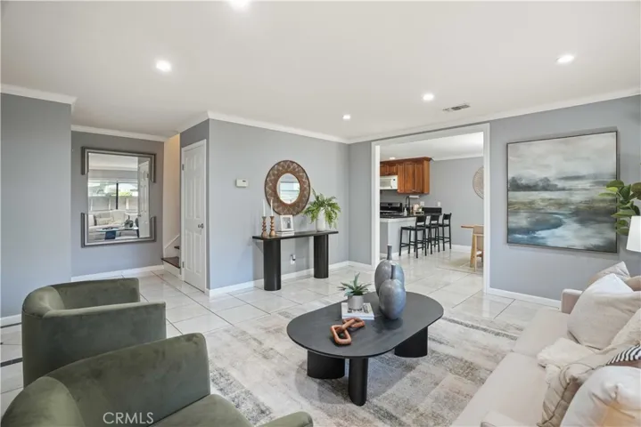 23542 Newhall Avenue 5, Newhall, California 91321