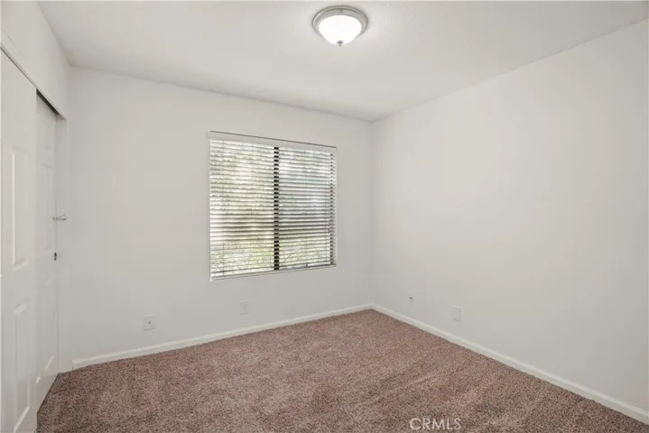 23542 Newhall Avenue 5, Newhall, California 91321