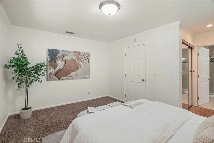 23542 Newhall Avenue 5, Newhall, California 91321