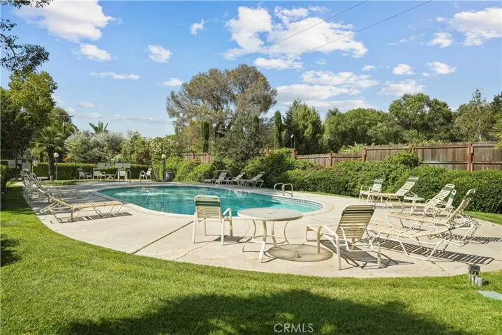 23542 Newhall Avenue 5, Newhall, California 91321