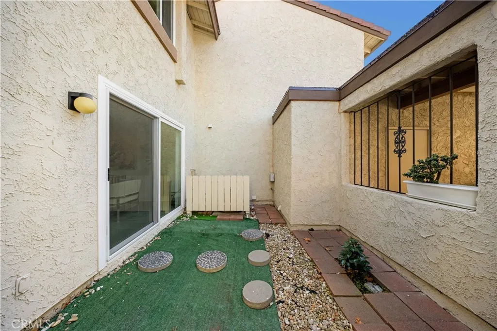 5340 Village Circle Drive, Temple City, California 91780 home-pic-25