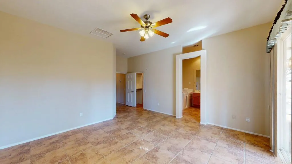 1123 E Circulo San Sorrento Road, Palm Springs, California 92262 home-pic-47