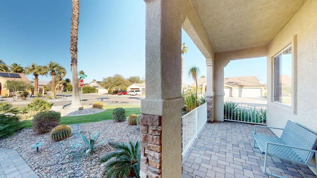 1123 E Circulo San Sorrento Road, Palm Springs, California 92262 home-pic-53