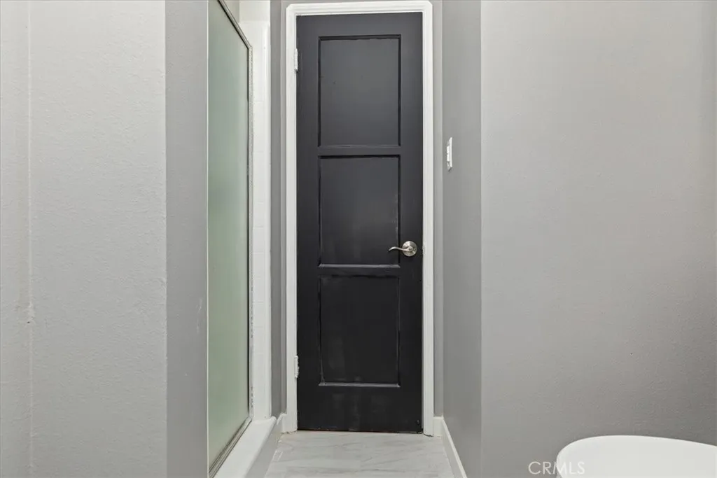 1905 W 115th, Los Angeles, California 90047 home-pic-25