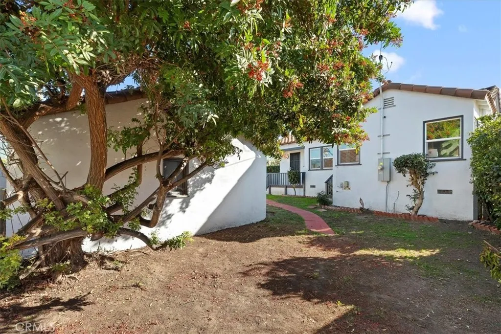 1905 W 115th, Los Angeles, California 90047 home-pic-32