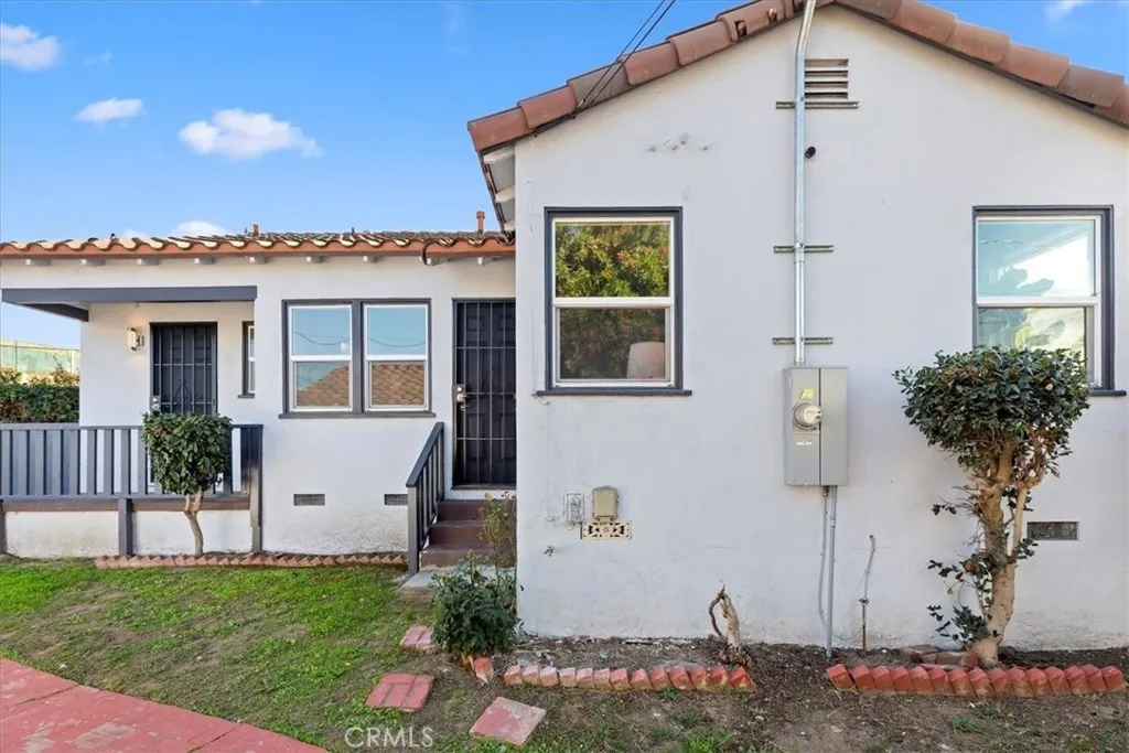 1905 W 115th, Los Angeles, California 90047 home-pic-29