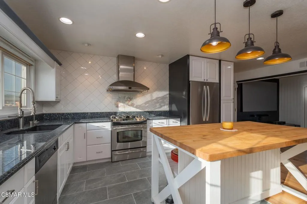 3305 Henry Drive, Newbury Park, California 91320 home-pic-6