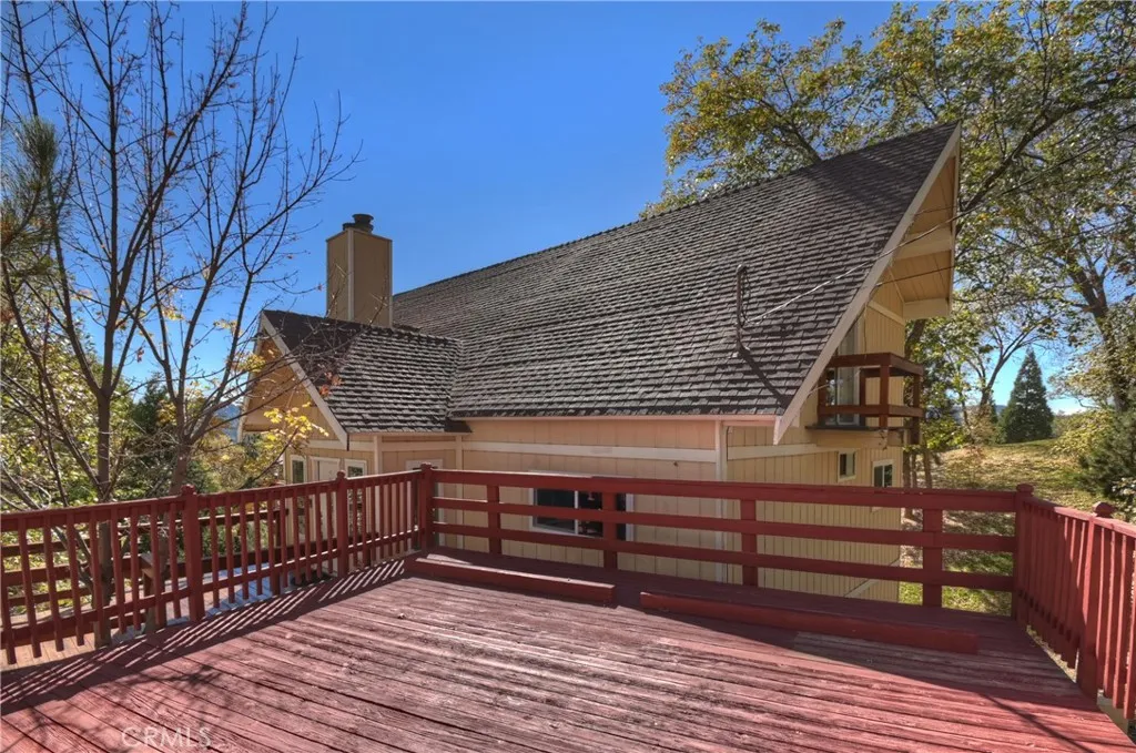 27721 St Bernard Lane, Lake Arrowhead, California 92352 home-pic-36