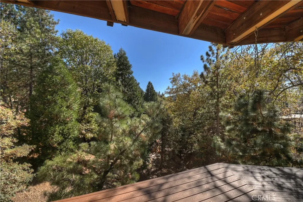 27721 St Bernard Lane, Lake Arrowhead, California 92352 home-pic-40