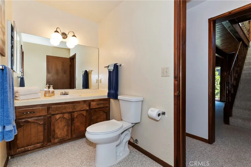 27721 St Bernard Lane, Lake Arrowhead, California 92352 home-pic-23
