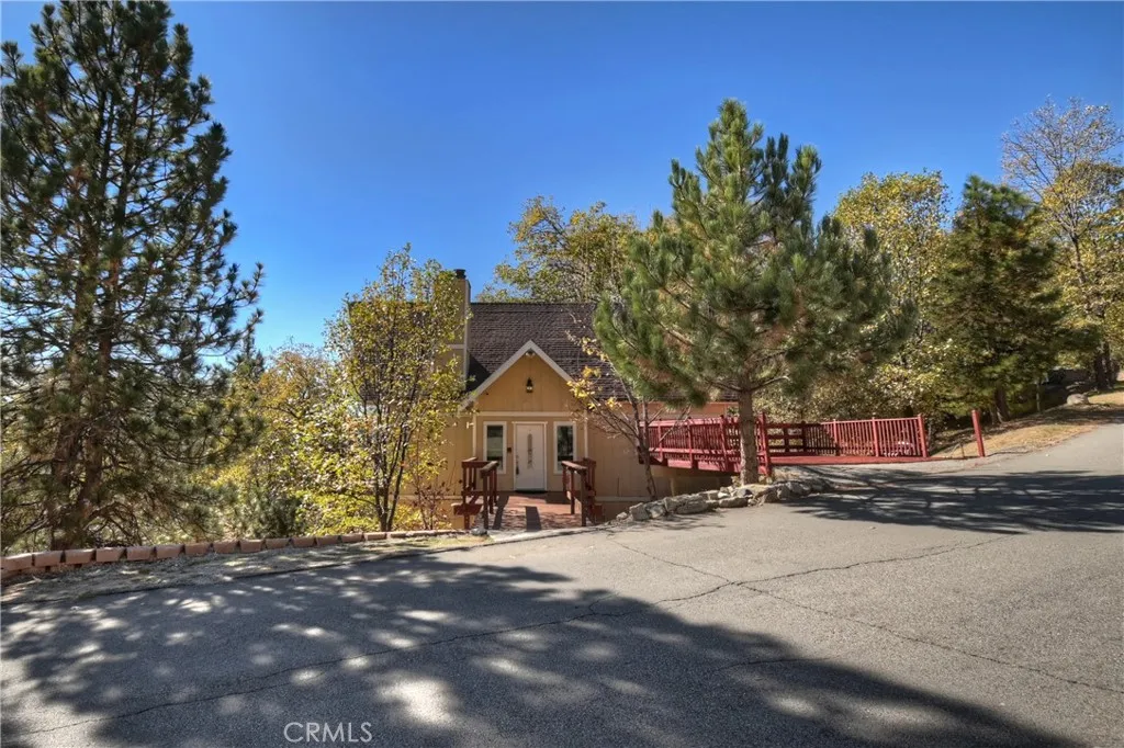 27721 St Bernard Lane, Lake Arrowhead, California 92352 home-pic-6