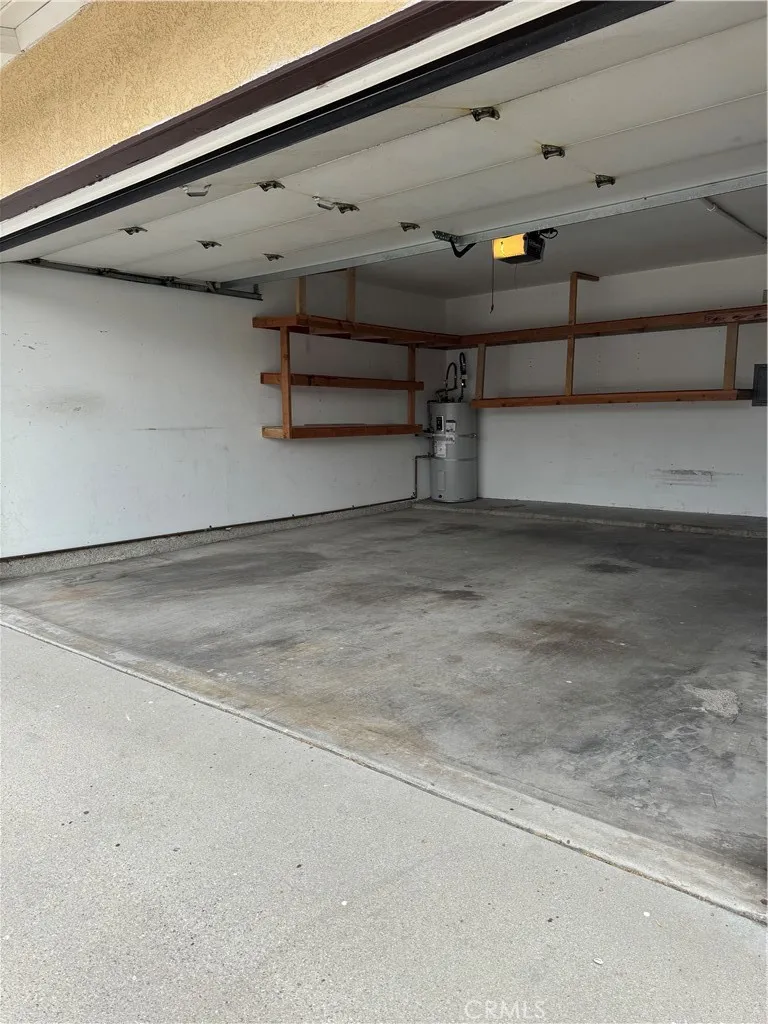 8145 Canby 2, Reseda, California 91335 home-pic-5