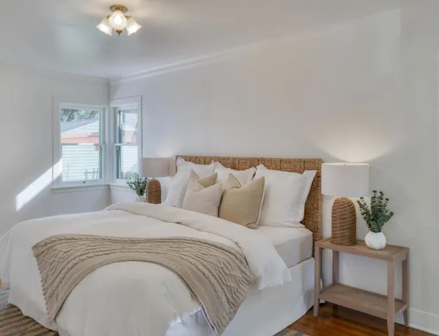 113 14th Street, Pacific Grove, California 93950
