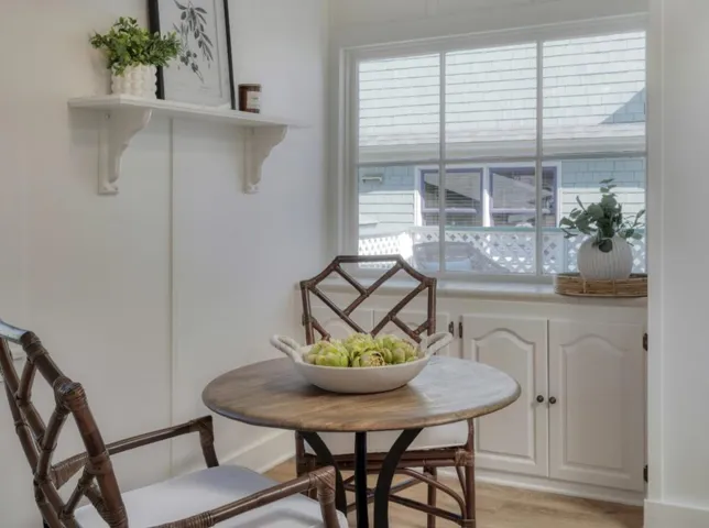 113 14th Street, Pacific Grove, California 93950