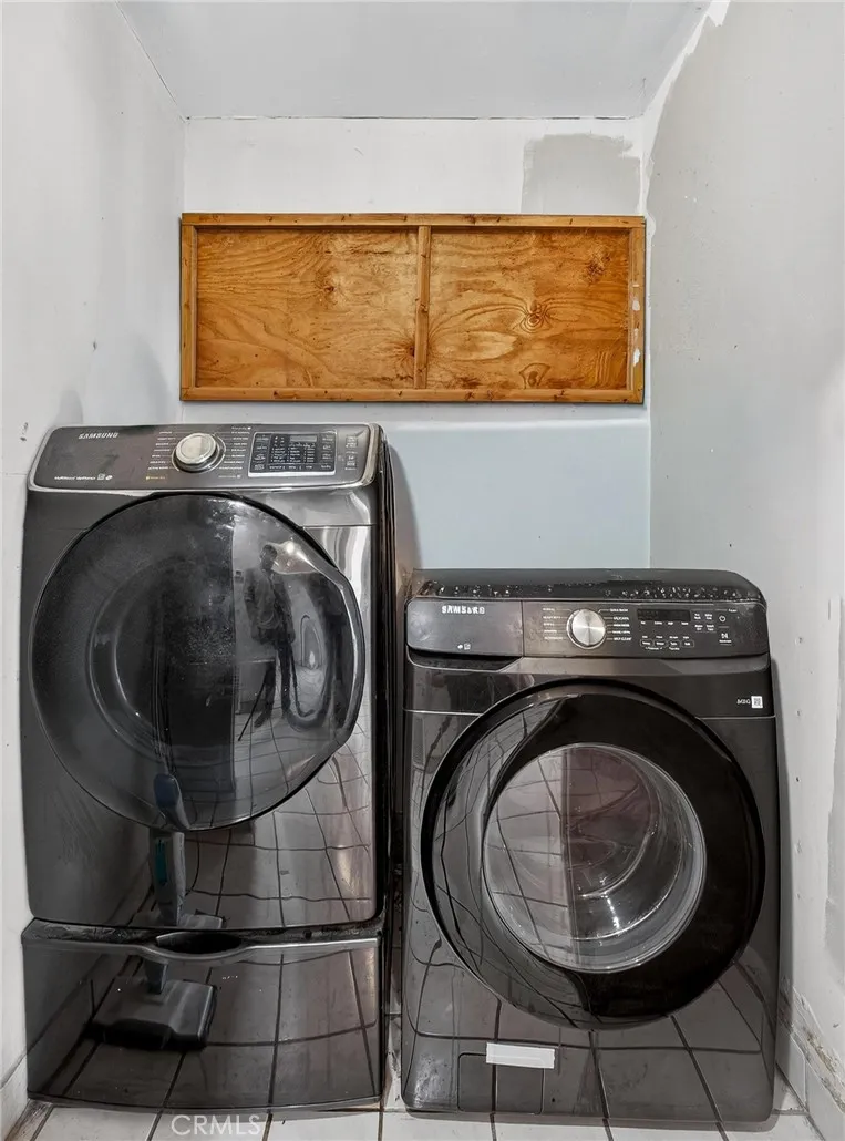 1139 E 82nd, Los Angeles, California 90001 home-pic-30