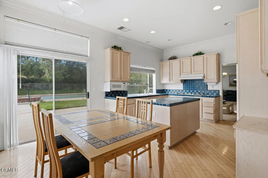 1251 Via Latina Drive, Camarillo, California 93012 home-pic-17