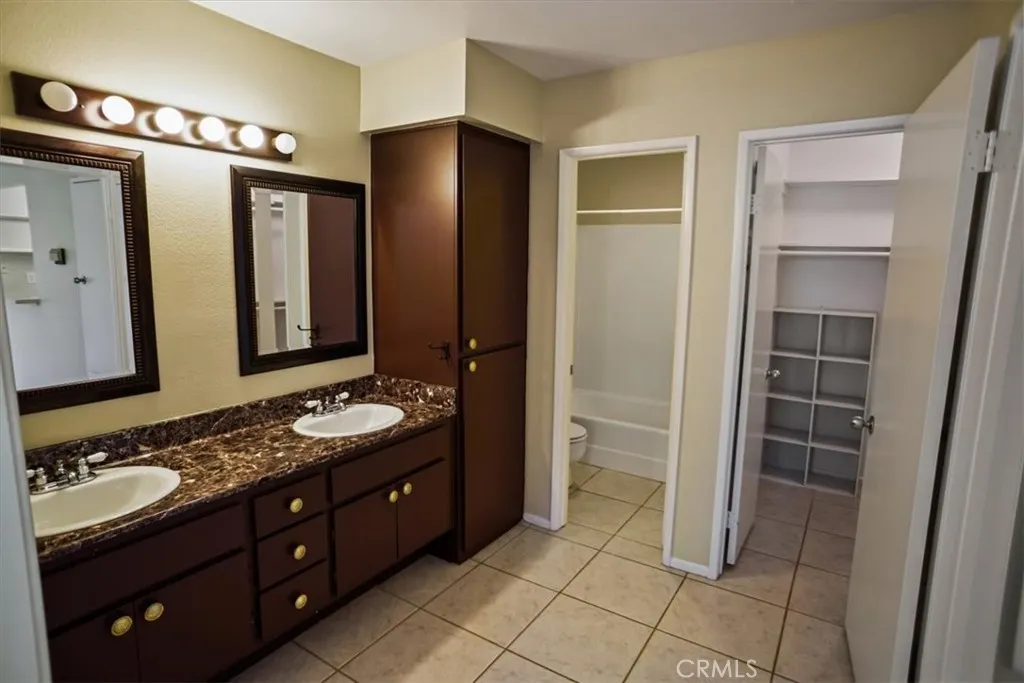 23609 Del Monte Drive 301, Valencia, California 91355 home-pic-9