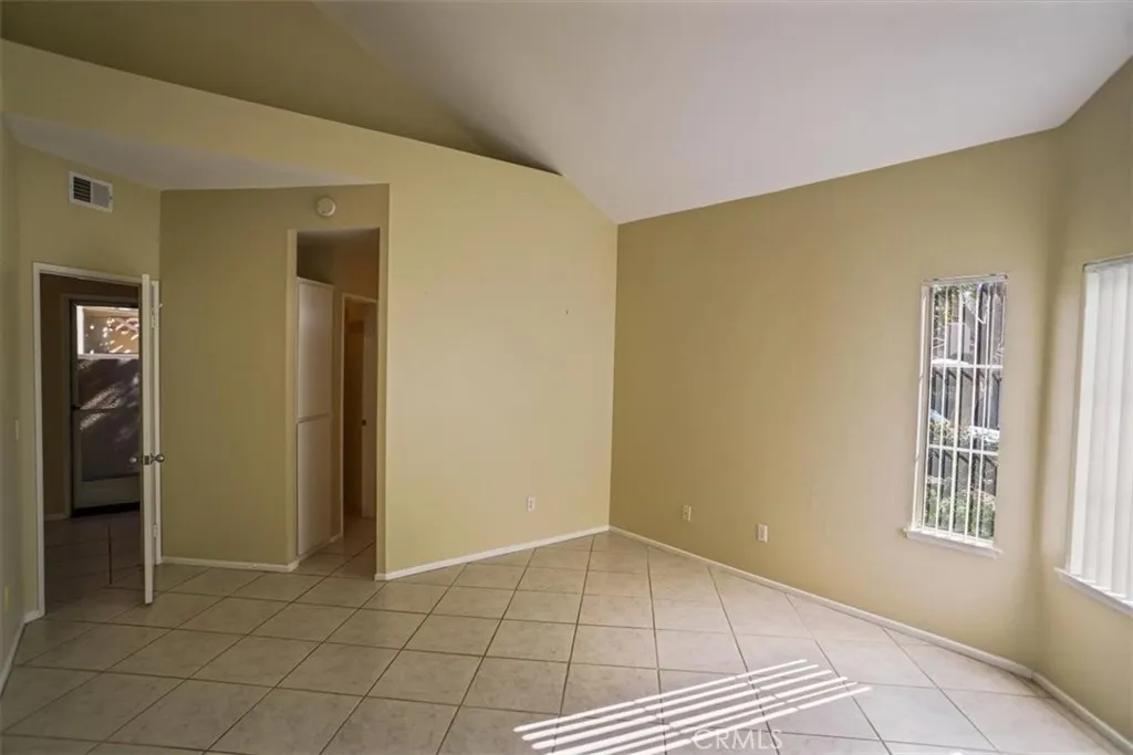 23609 Del Monte Drive 301, Valencia, California 91355 home-pic-12