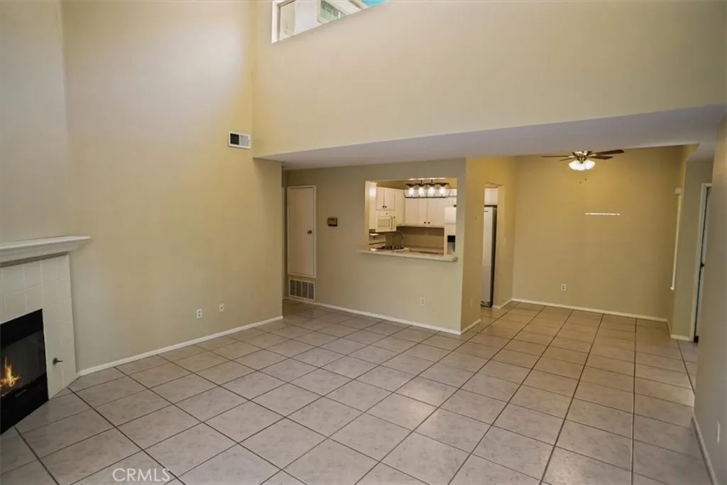 23609 Del Monte Drive 301, Valencia, California 91355 home-pic-6