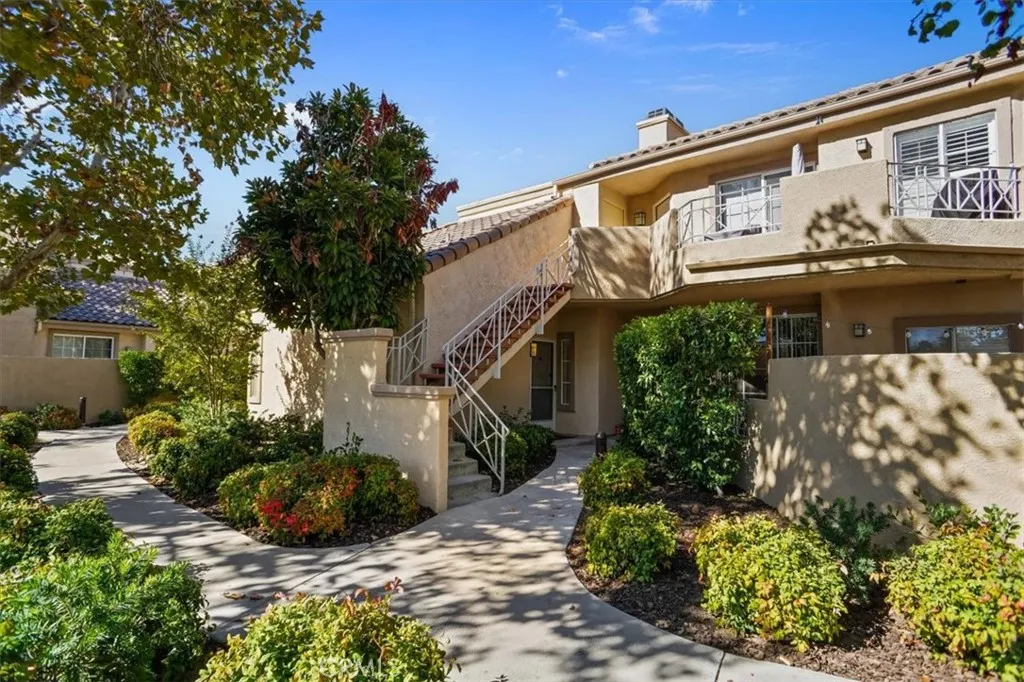 23609 Del Monte Drive 301, Valencia, California 91355 home-pic-0