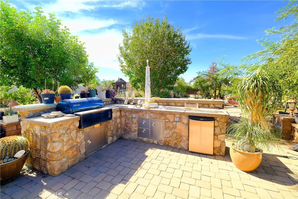 1791 Hannon, Cherry Valley, California 92223 home-pic-30