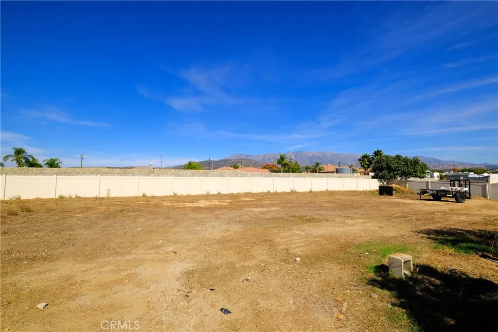 1791 Hannon, Cherry Valley, California 92223 home-pic-37