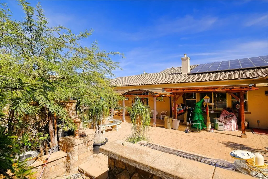 1791 Hannon, Cherry Valley, California 92223 home-pic-28