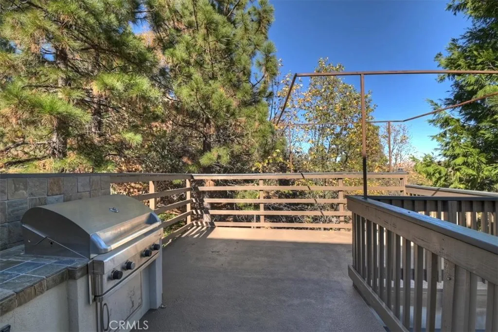 1214 Portillo, Lake Arrowhead, California 92352 home-pic-11