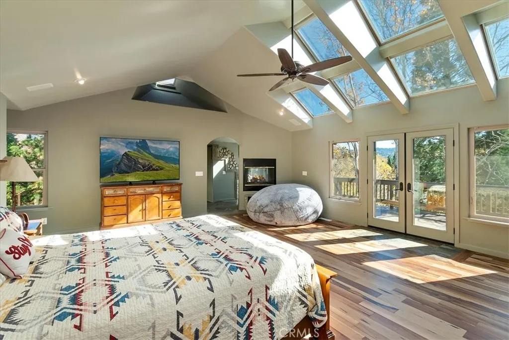 1214 Portillo, Lake Arrowhead, California 92352 home-pic-23