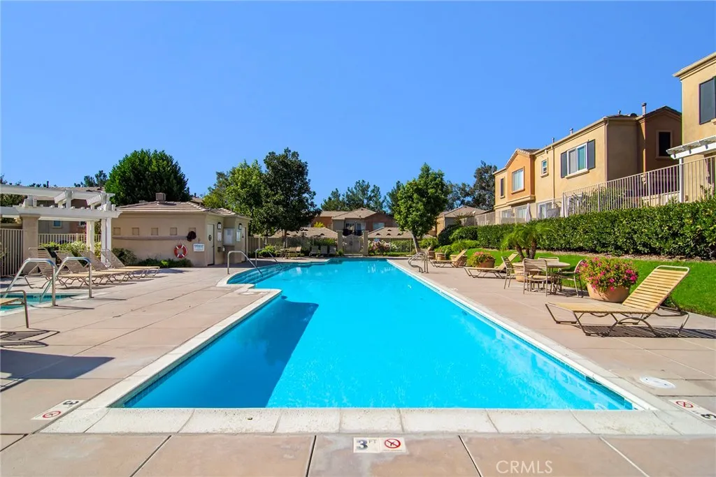 26925 Hillsborough 96, Valencia, California 91354 home-pic-17