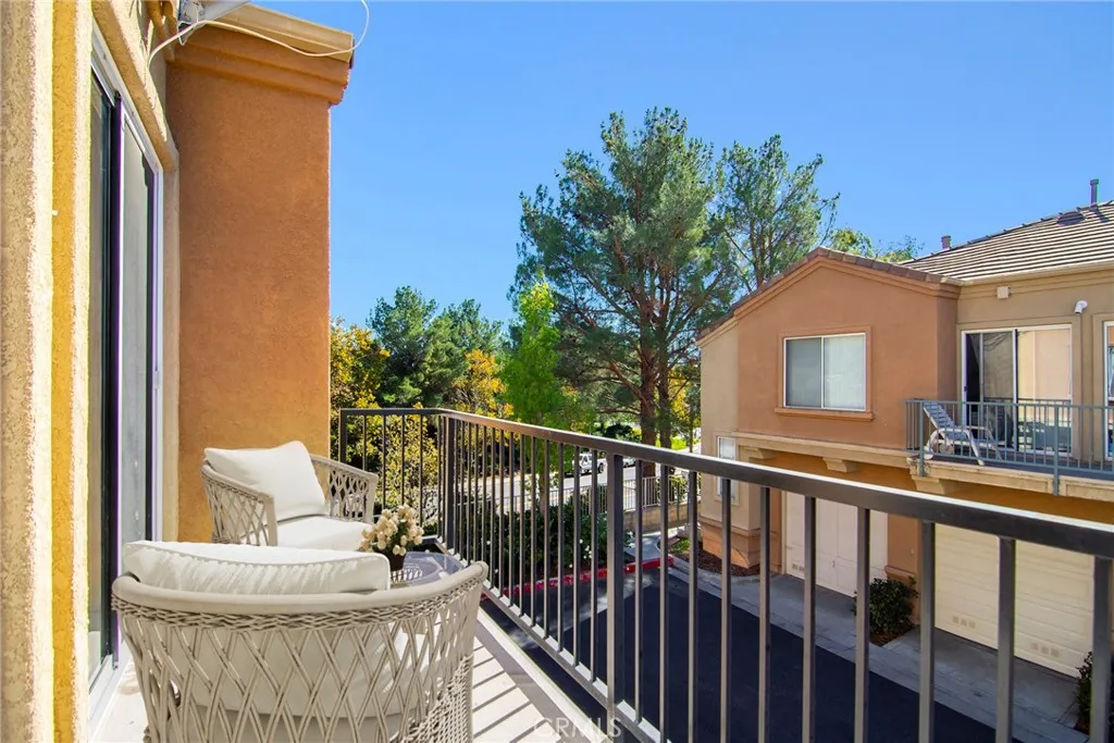 26925 Hillsborough 96, Valencia, California 91354 home-pic-8