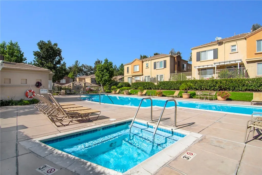 26925 Hillsborough 96, Valencia, California 91354 home-pic-16