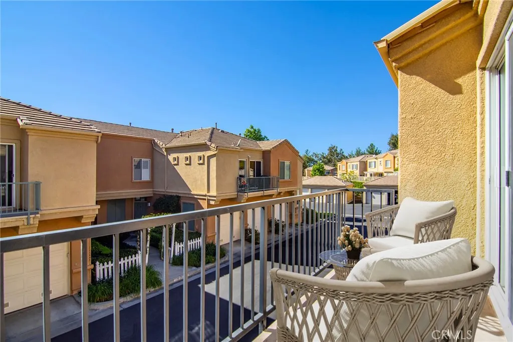 26925 Hillsborough 96, Valencia, California 91354 home-pic-10