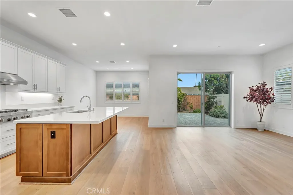 14432 Windfall, Huntington Beach, California 92647 home-pic-5