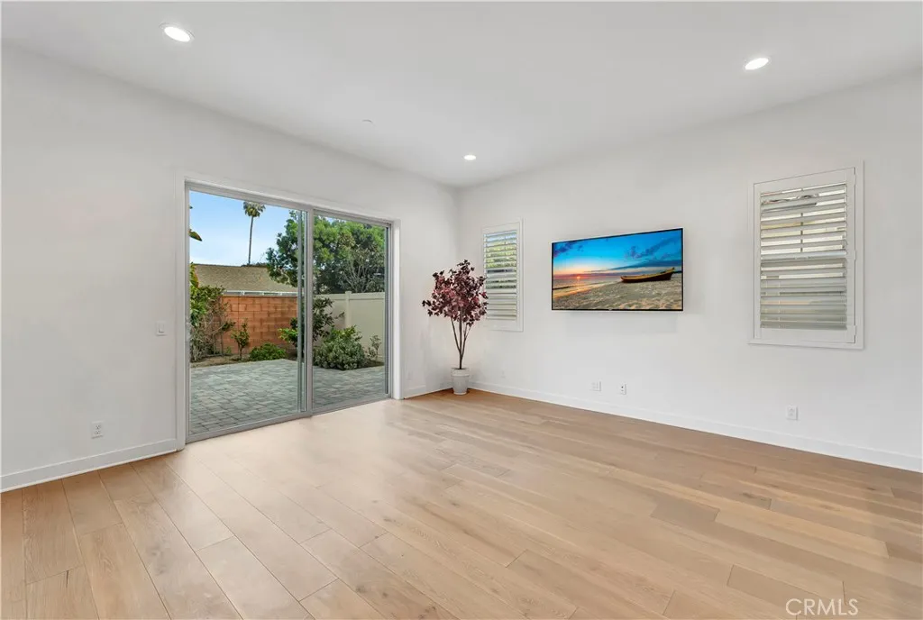 14432 Windfall, Huntington Beach, California 92647 home-pic-16