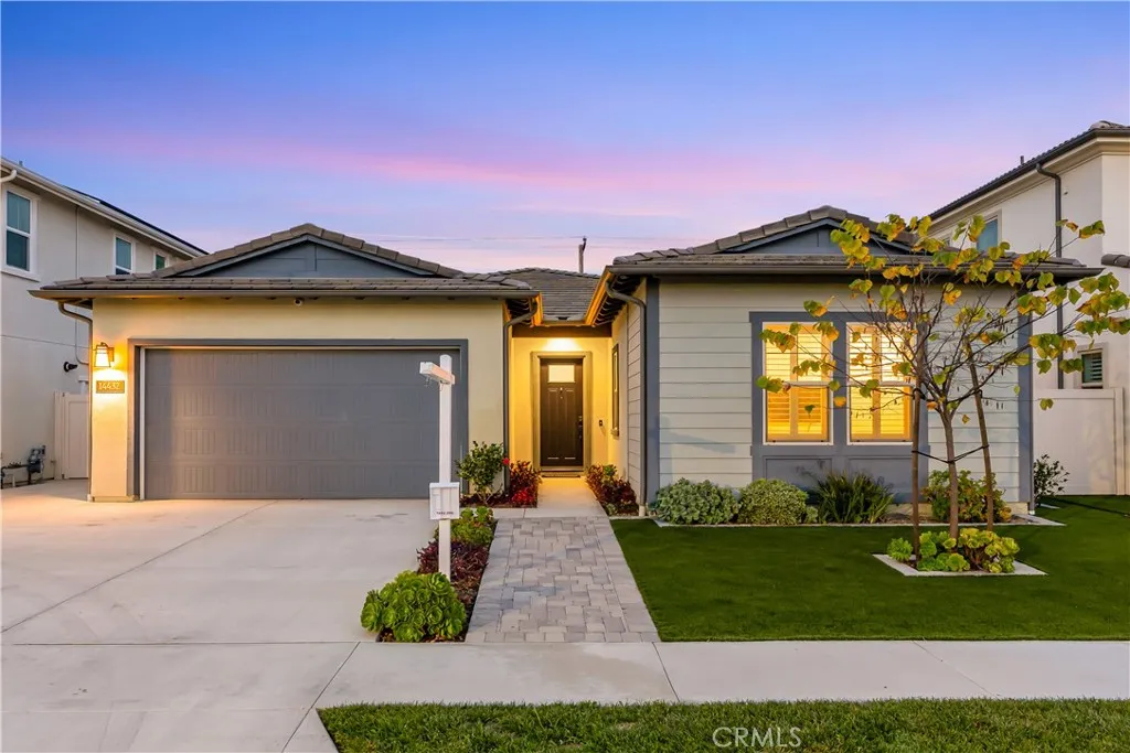 14432 Windfall, Huntington Beach, California 92647 home-pic-1