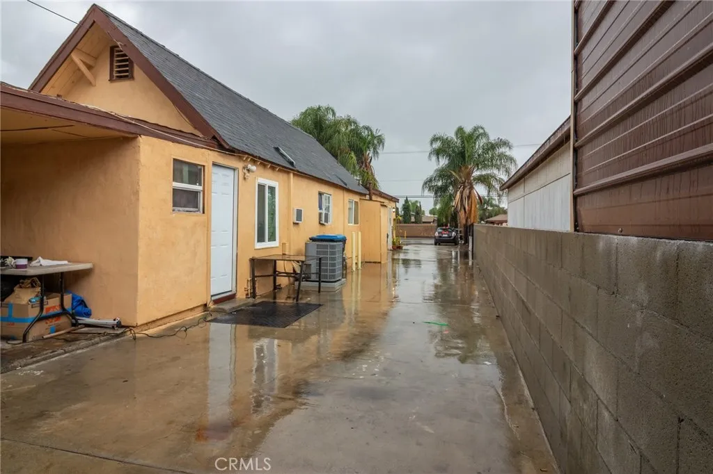 11814 Ramona, Chino, California 91710 home-pic-29
