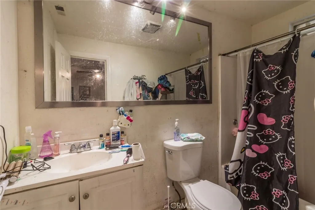 11814 Ramona, Chino, California 91710 home-pic-22