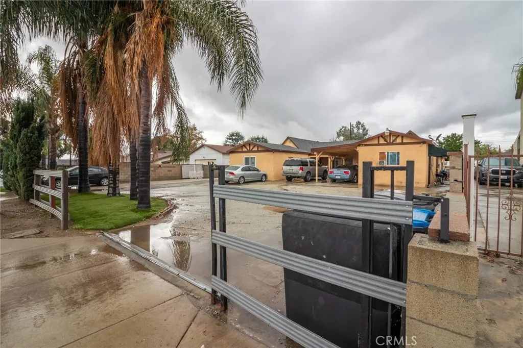 11814 Ramona, Chino, California 91710 home-pic-33