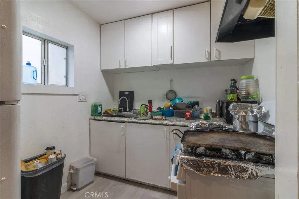 11814 Ramona, Chino, California 91710 home-pic-18