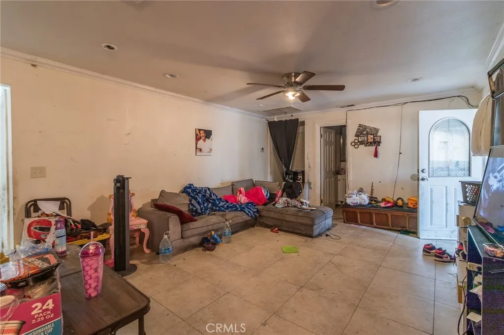 11814 Ramona, Chino, California 91710 home-pic-20