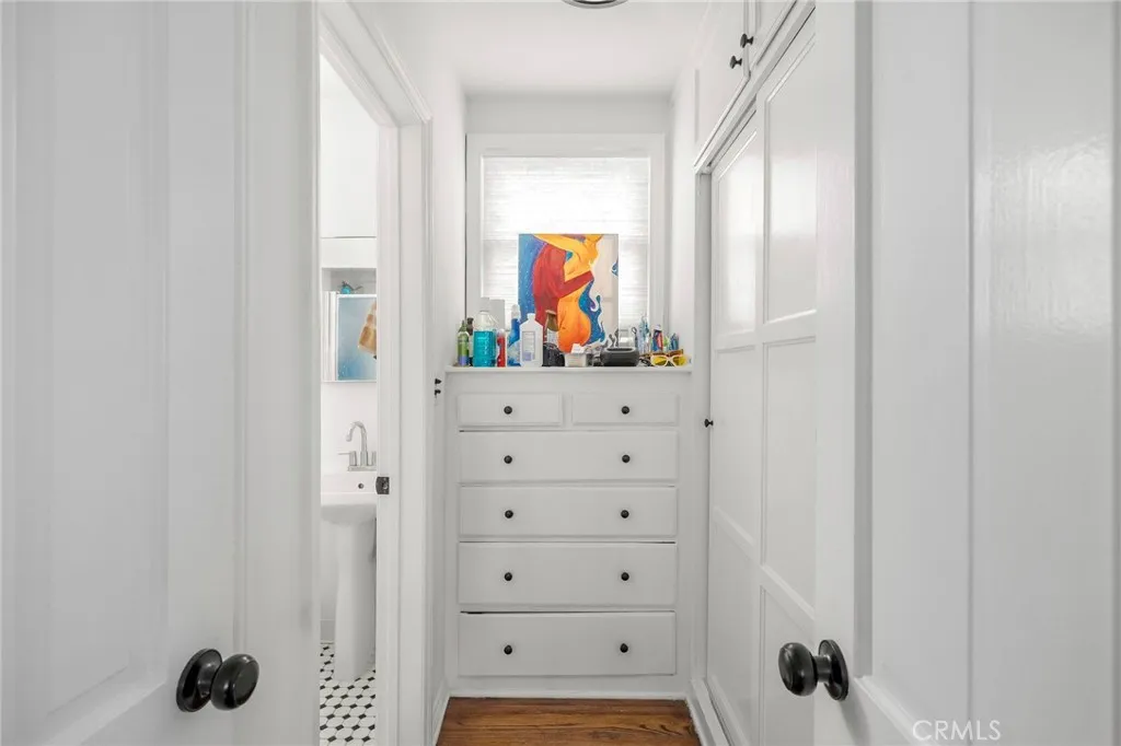 10366 Ashton Avenue, Los Angeles, California 90024 home-pic-17