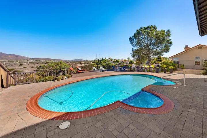 4363 Country Trail, Bonita, California 91902
